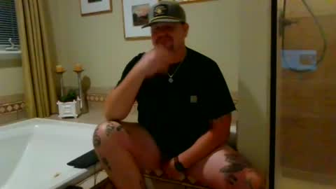 longlastingviking online show from June 17, 4:04 am