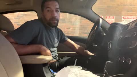 Snapshot of longmeat901 chatting on March 9, 12:10 am longmeat901 online show from March 9, 12:10 am