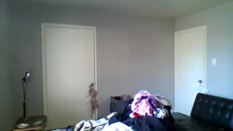 Snapshot of longway501 chatting on December 21, 8:16 pm Longway501 online show from December 21, 8:16 pm