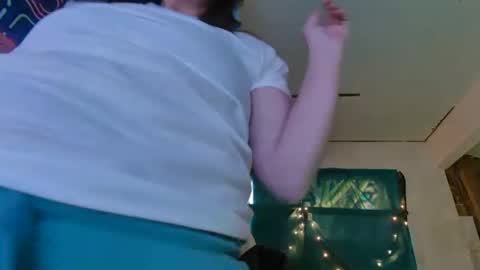 Londoncashmere69  online show from December 2, 1:46 pm