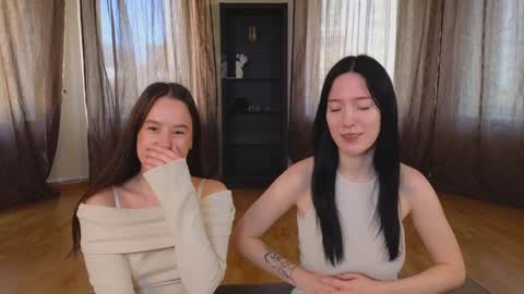 Snapshot of lookatmehabibi_ chatting on September 17, 5:09 am Adele Ellie and Lou Sally Dana and Bonnie online show from September 17, 5:09 am