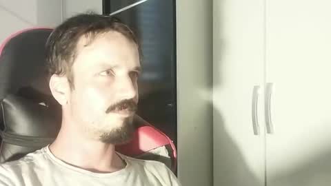 Snapshot of lookaz4010 chatting on January 27, 3:39 pm Lucas online show from January 27, 3:39 pm