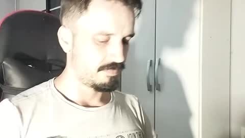 Snapshot of lookaz4010 chatting on March 7, 12:45 pm Lucas online show from March 7, 12:45 pm