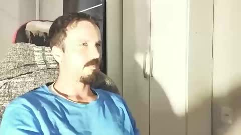 Lucas online show from November 25, 2:17 pm