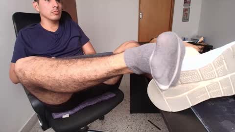 Snapshot of looki_16 chatting on November 28, 4:20 pm looki 16 online show from November 28, 4:20 pm