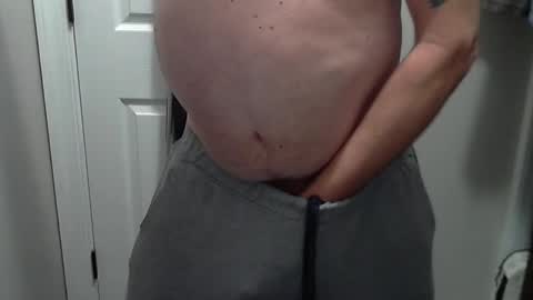 lookin for fun online show from December 12, 3:10 am