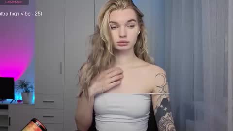 Luna online show from March 1, 2:08 pm