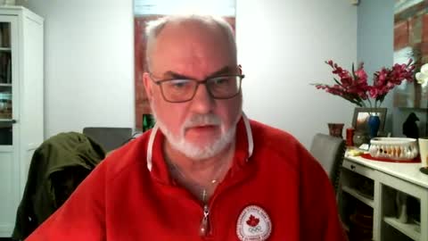 Snapshot of loop102 chatting on January 25, 1:54 am loop102 online show from January 25, 1:54 am