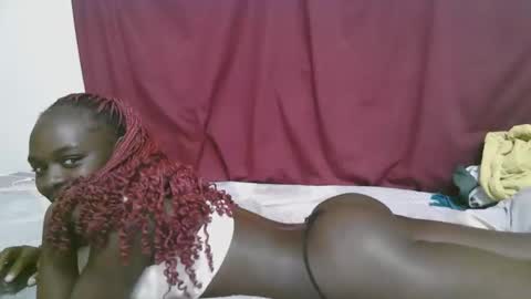 lora_amor online show from September 25, 6:44 pm