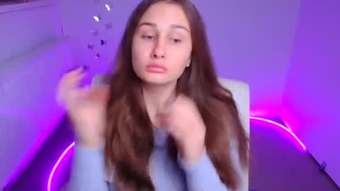 Lora online show from October 6, 5:38 am