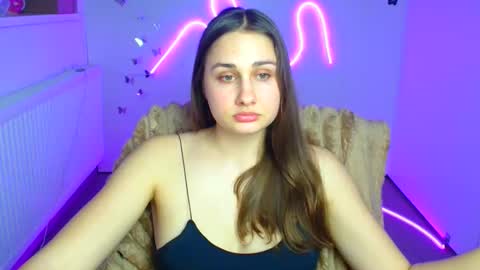 Lora online show from March 13, 7:09 pm