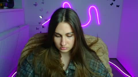 Snapshot of lora_kisses chatting on May 19, 11:16 am Lora online show from May 19, 11:16 am