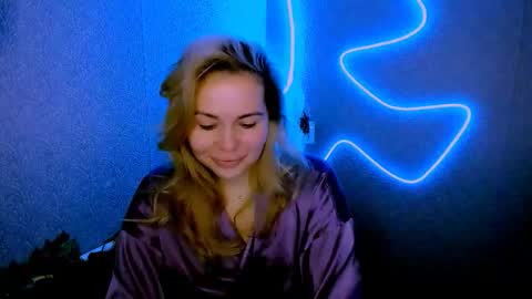 Lora online show from February 6, 3:22 am