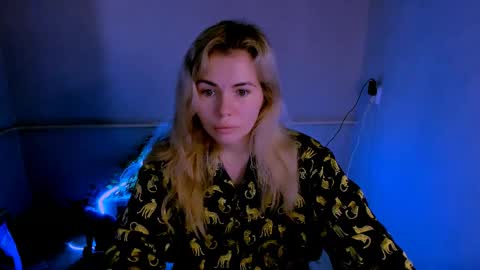 Lora online show from April 6, 4:46 am