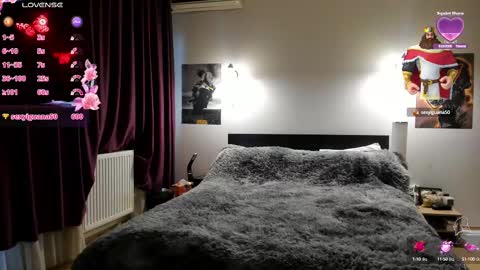 Lora online show from February 18, 2:59 pm