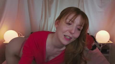 LoraFoxy online show from March 5, 4:47 pm