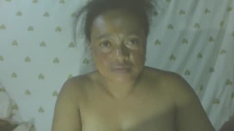 LorahVane online show from February 14, 3:20 pm