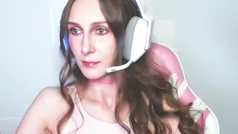 Lora  online show from April 2, 1:36 am