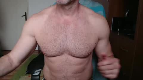 Snapshot of lordofyourdesires chatting on October 28, 6:39 am  A online show from October 28, 6:39 am
