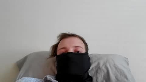 Snapshot of lordryanx chatting on November 2, 11:18 pm Lord Ryan online show from November 2, 11:18 pm