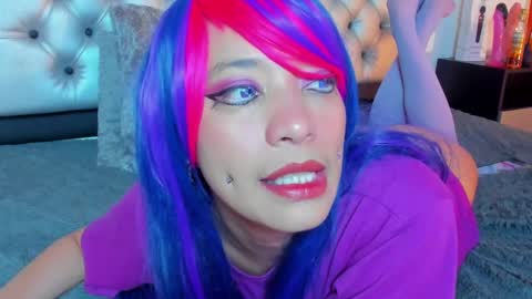 Lore Depp online show from March 2, 8:27 am