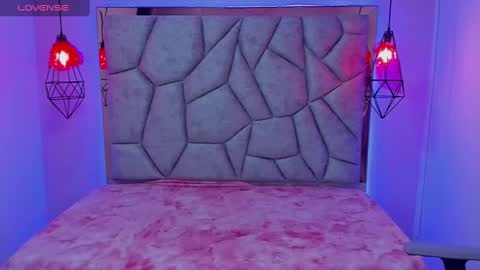 Snapshot of lorem_adams chatting on February 14, 11:42 am lorem_adams online show from February 14, 11:42 am