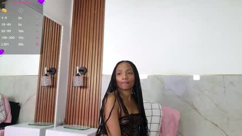 Snapshot of loren_ortiiz chatting on December 13, 7:53 pm loren_ortiiz online show from December 13, 7:53 pm