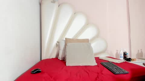 Snapshot of lorena_hawkins chatting on January 30, 1:31 pm Lorena online show from January 30, 1:31 pm