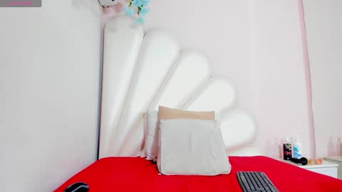 Snapshot of lorena_hawkins chatting on February 3, 1:40 pm Lorena online show from February 3, 1:40 pm