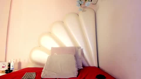 Snapshot of lorena_hawkins chatting on March 7, 1:40 pm Lorena online show from March 7, 1:40 pm