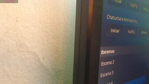 Snapshot of lorenapinto_ chatting on April 30, 4:30 am lore online show from April 30, 4:30 am