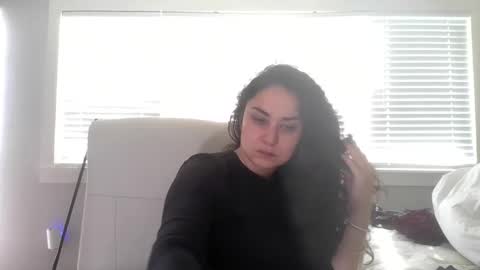 lorenlovely online show from November 30, 7:51 pm