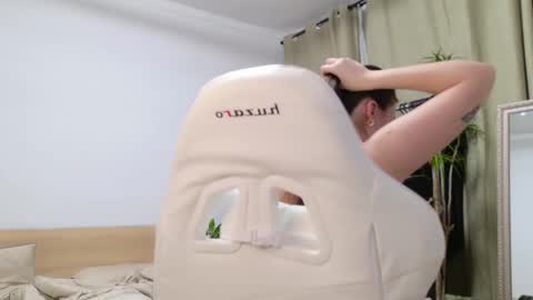 Snapshot of lorennameliyy chatting on March 2, 7:56 pm Amelia online show from March 2, 7:56 pm