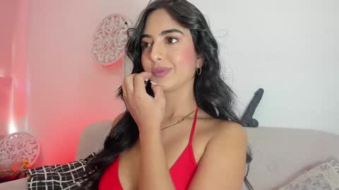 Snapshot of lorens_martin chatting on January 22, 5:49 pm L O R E N online show from January 22, 5:49 pm