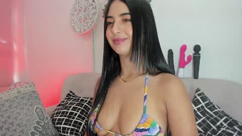 Snapshot of lorens_martin chatting on January 31, 1:45 pm L O R E N online show from January 31, 1:45 pm