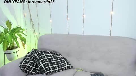 L O R E N online show from January 14, 1:55 am