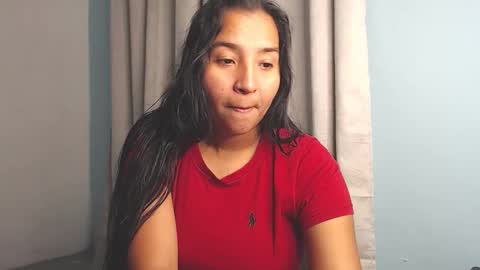 Snapshot of loretta_ chatting on November 13, 1:15 am Loretta Gmez online show from November 13, 1:15 am