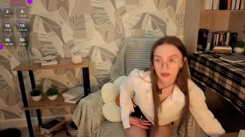 lorettedarsi online show from April 14, 1:11 am