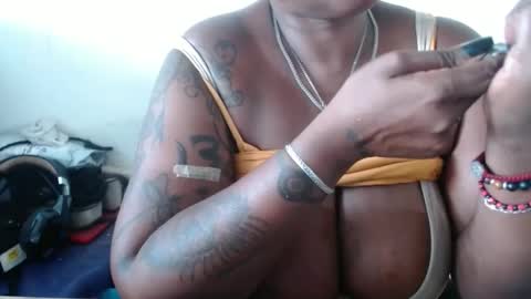 loretybighot online show from January 28, 6:39 pm