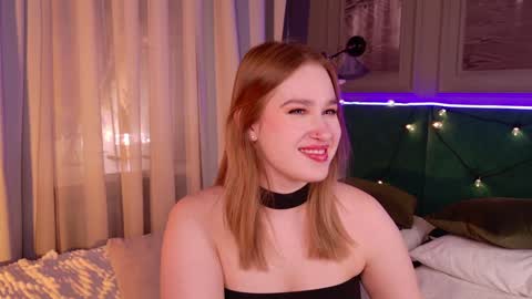 Lori online show from December 1, 7:36 pm