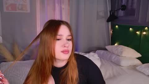 Lori online show from October 3, 7:11 pm