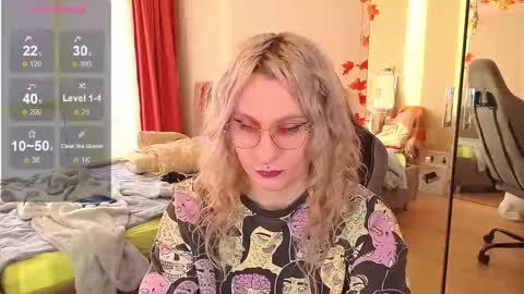 Lori -----------------------------------    online show from September 17, 3:24 pm