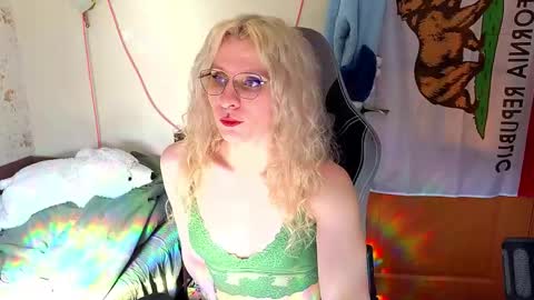 Lori -----------------------------------    online show from April 2, 1:20 pm