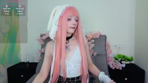 Ivy online show from September 17, 8:27 am