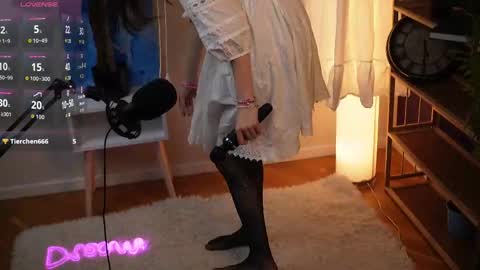Ivy online show from September 17, 8:32 pm