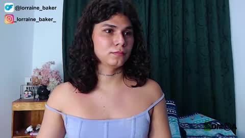 Snapshot of lorraine_baker chatting on December 27, 1:32 am Lorraine online show from December 27, 1:32 am