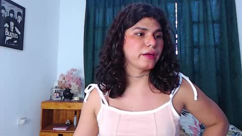 Snapshot of lorraine_baker chatting on January 8, 8:07 pm Lorraine online show from January 8, 8:07 pm