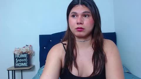 Snapshot of lorraine_baker chatting on December 3, 3:43 pm Lorraine online show from December 3, 3:43 pm