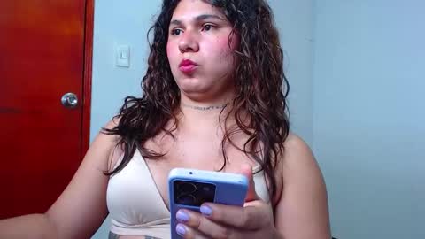 Snapshot of lorraine_baker chatting on January 9, 8:21 pm Lorraine online show from January 9, 8:21 pm