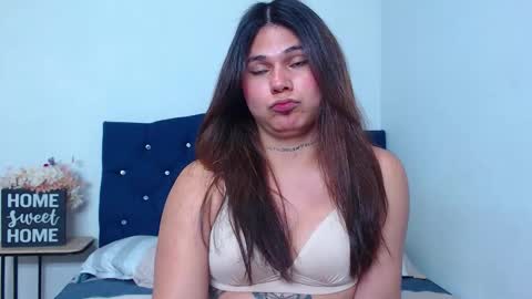 Snapshot of lorraine_baker chatting on January 14, 2:17 am Lorraine online show from January 14, 2:17 am